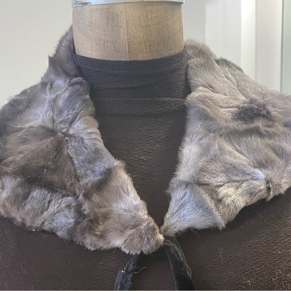 Grey Fur Collar with Silver Poms - Picture 2 of 2